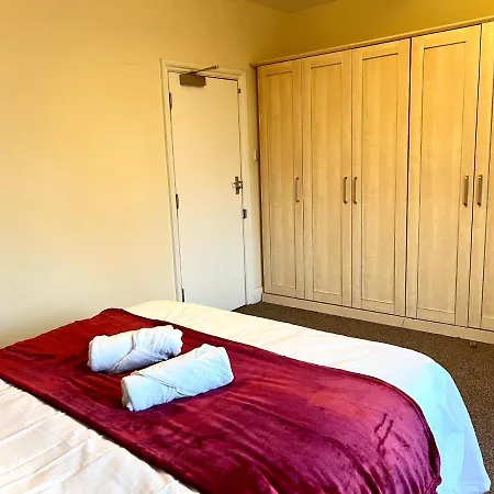 Aldgate Holiday Rooms Londen Buitenkant foto