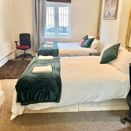 Aldgate Holiday Rooms Londen Buitenkant foto