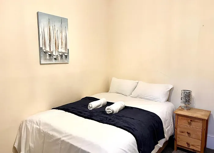 Aldgate Holiday Rooms